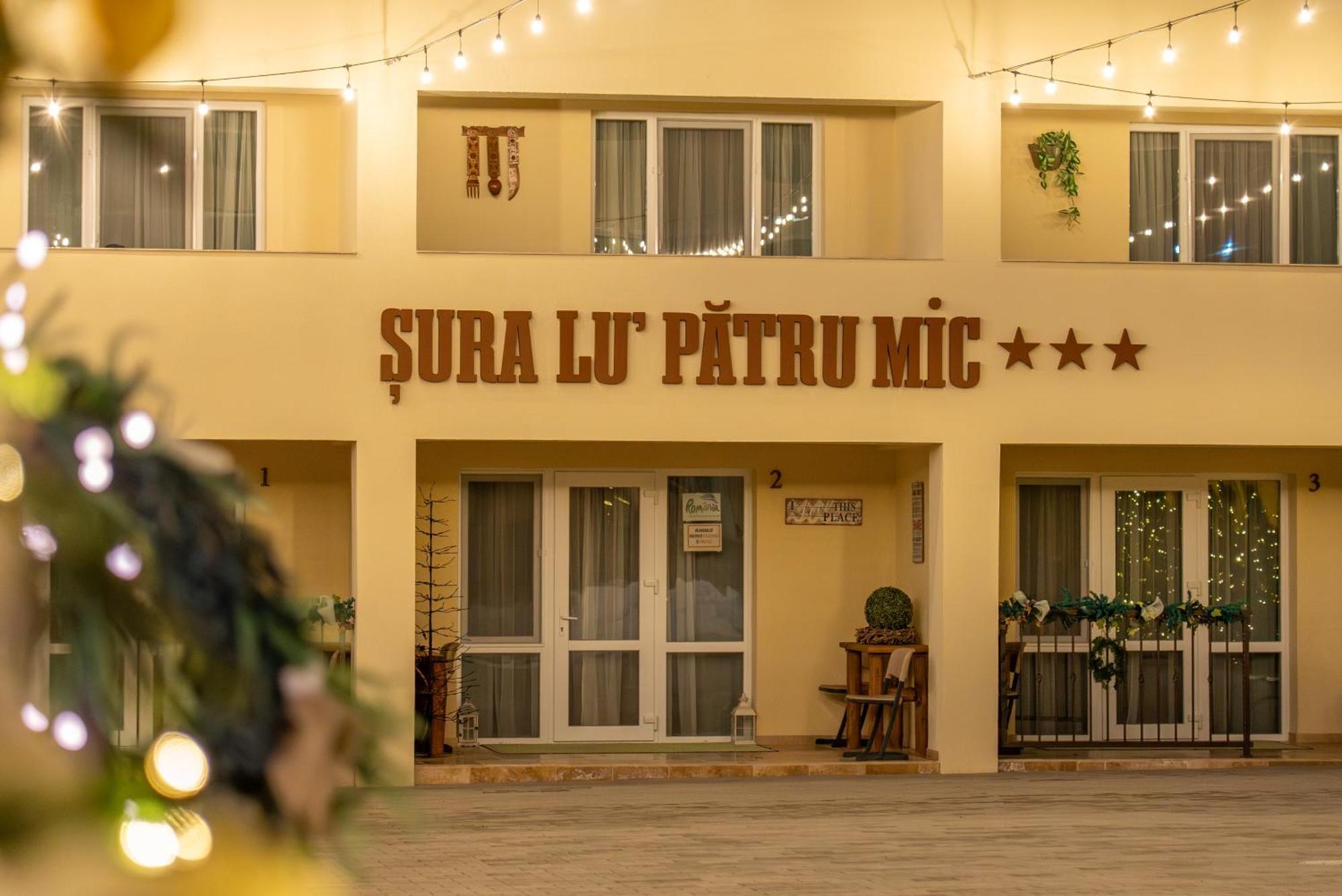 Sura Lu' Patru Apartment Vulcan  Bagian luar foto
